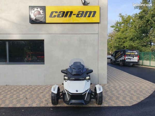 Can am Spyder RT Sea-To-Sky 2024 – Image 4